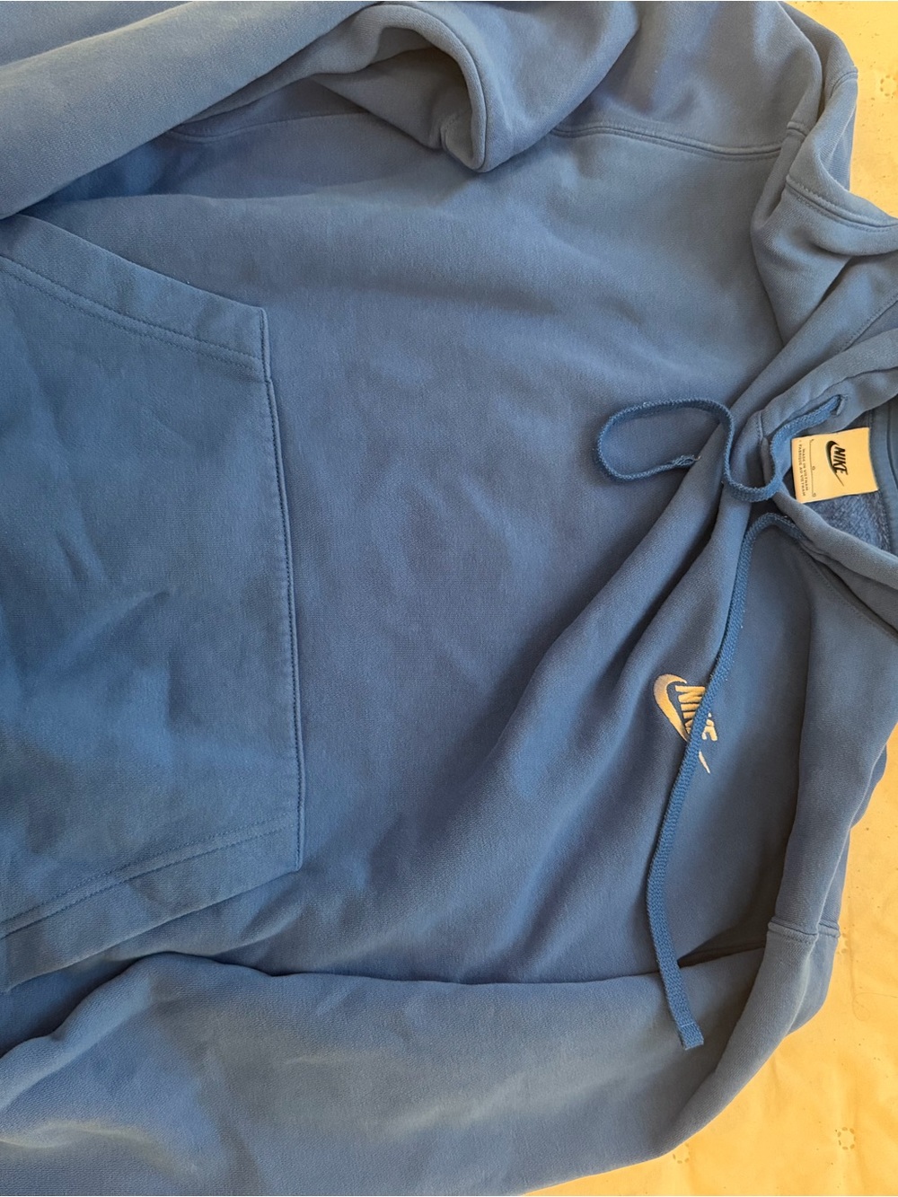 Nike Men's Light Blue Pullover Sweatshirt
